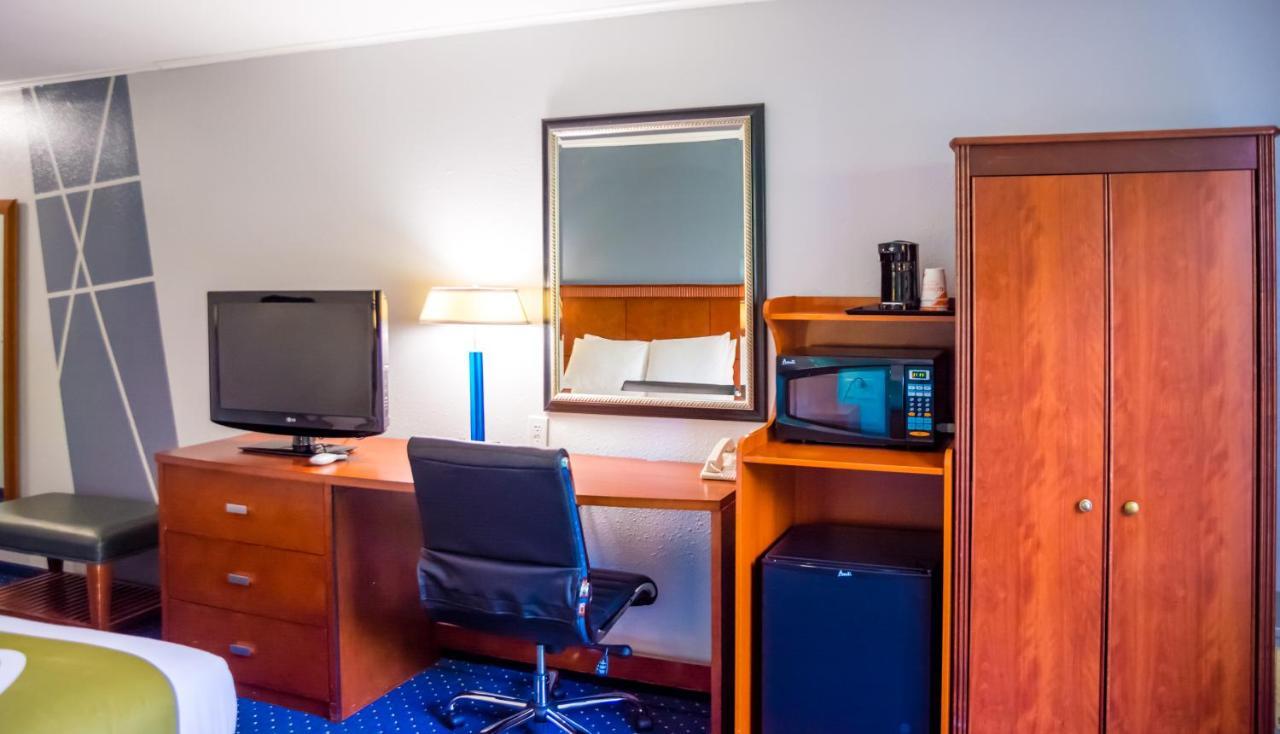 Queen Room Disability Access