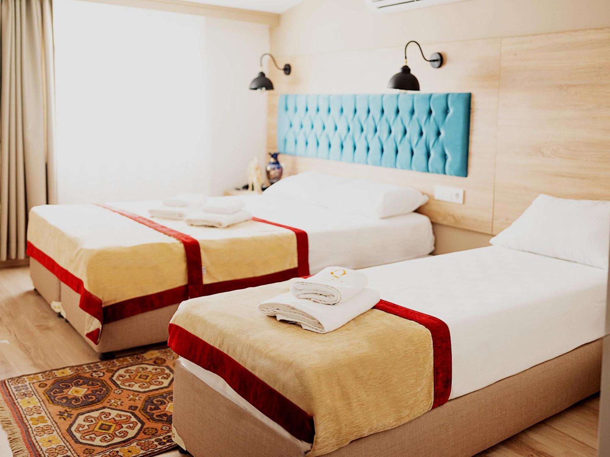 Triple Room,807130656:JPEG