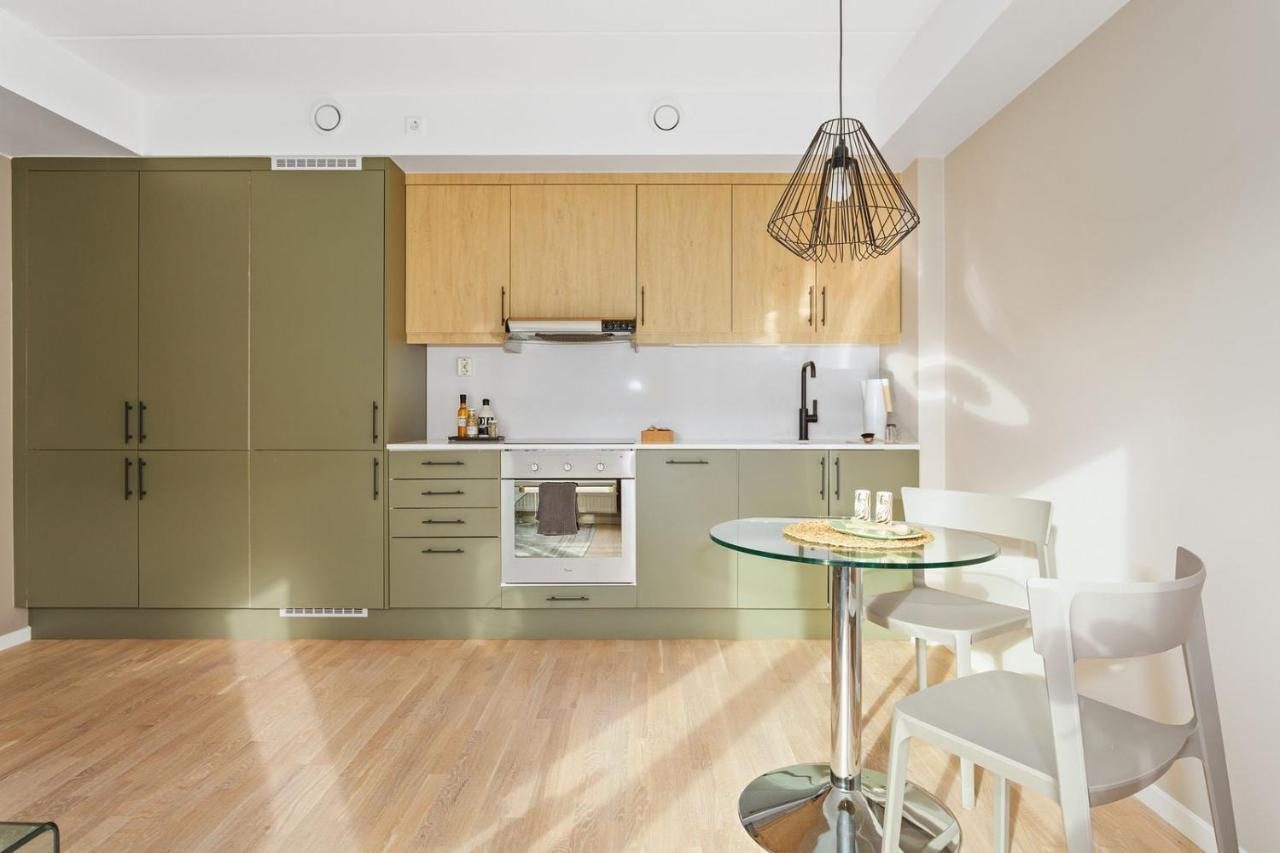 Superior One-Bedroom Apartment