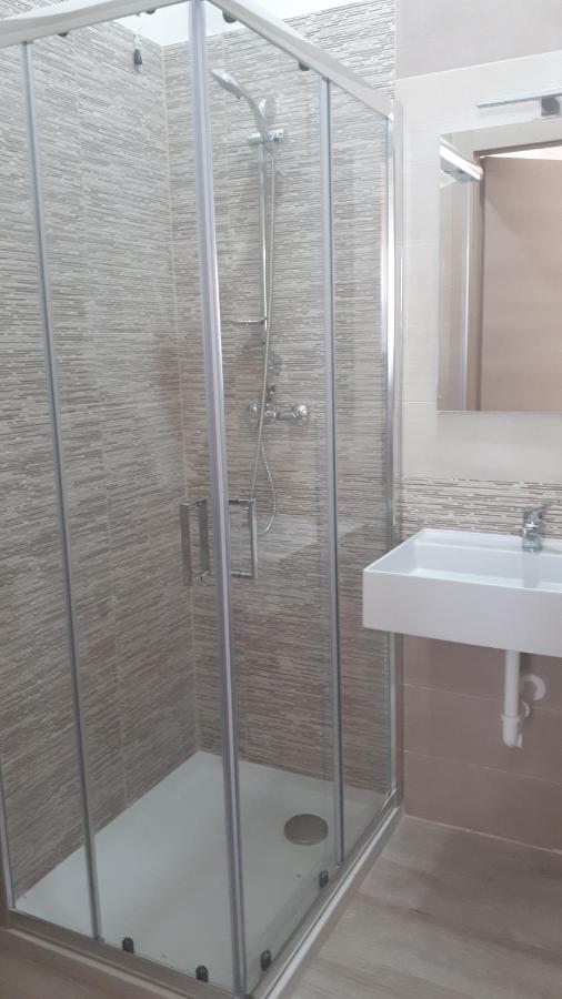 Triple Room,1051632562:JPEG