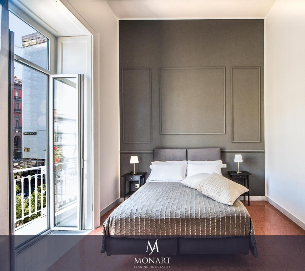 Superior King Room Balcony