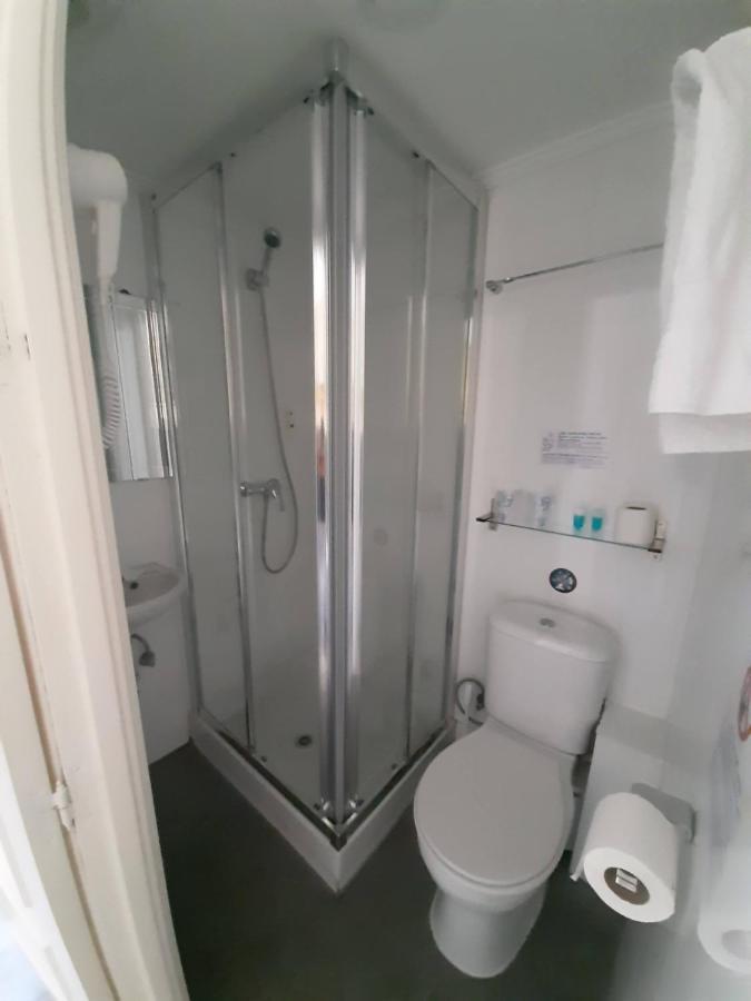 Habitación Doble Pequeña