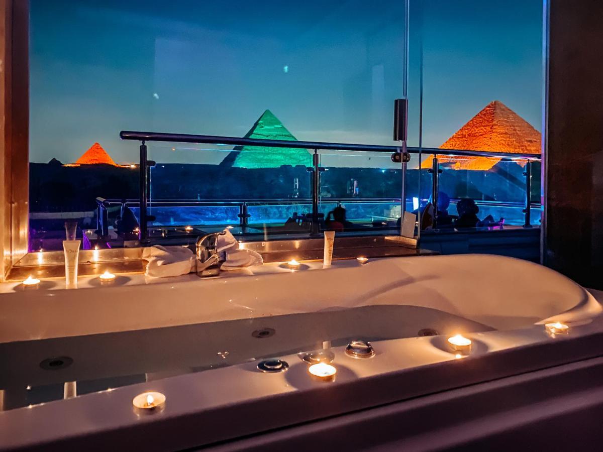 Delluxe King Suite Jacuzzi