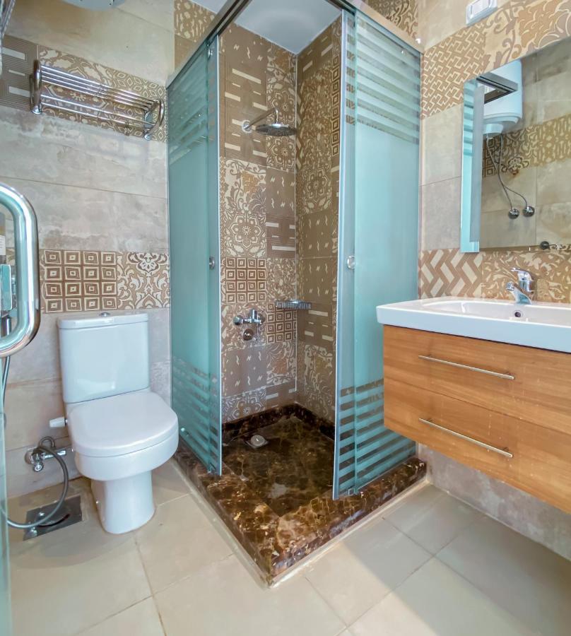 Delluxe King Suite Jacuzzi