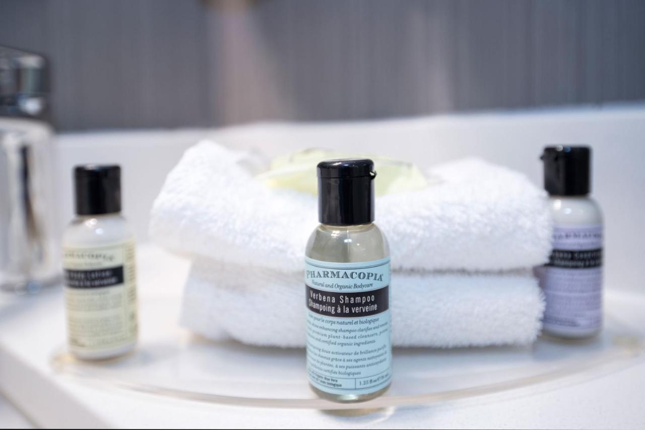 Standard Room, 1 King Bed,1235107112:JPEG