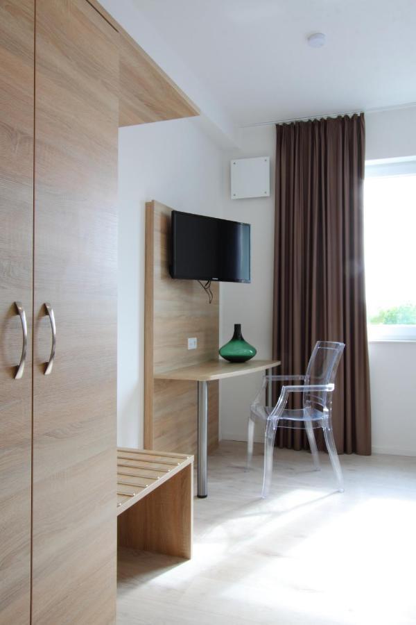 Deluxe Single Room,1032544142:JPEG