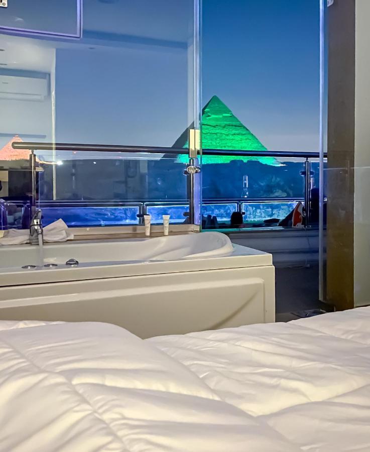 Delluxe King Suite Jacuzzi