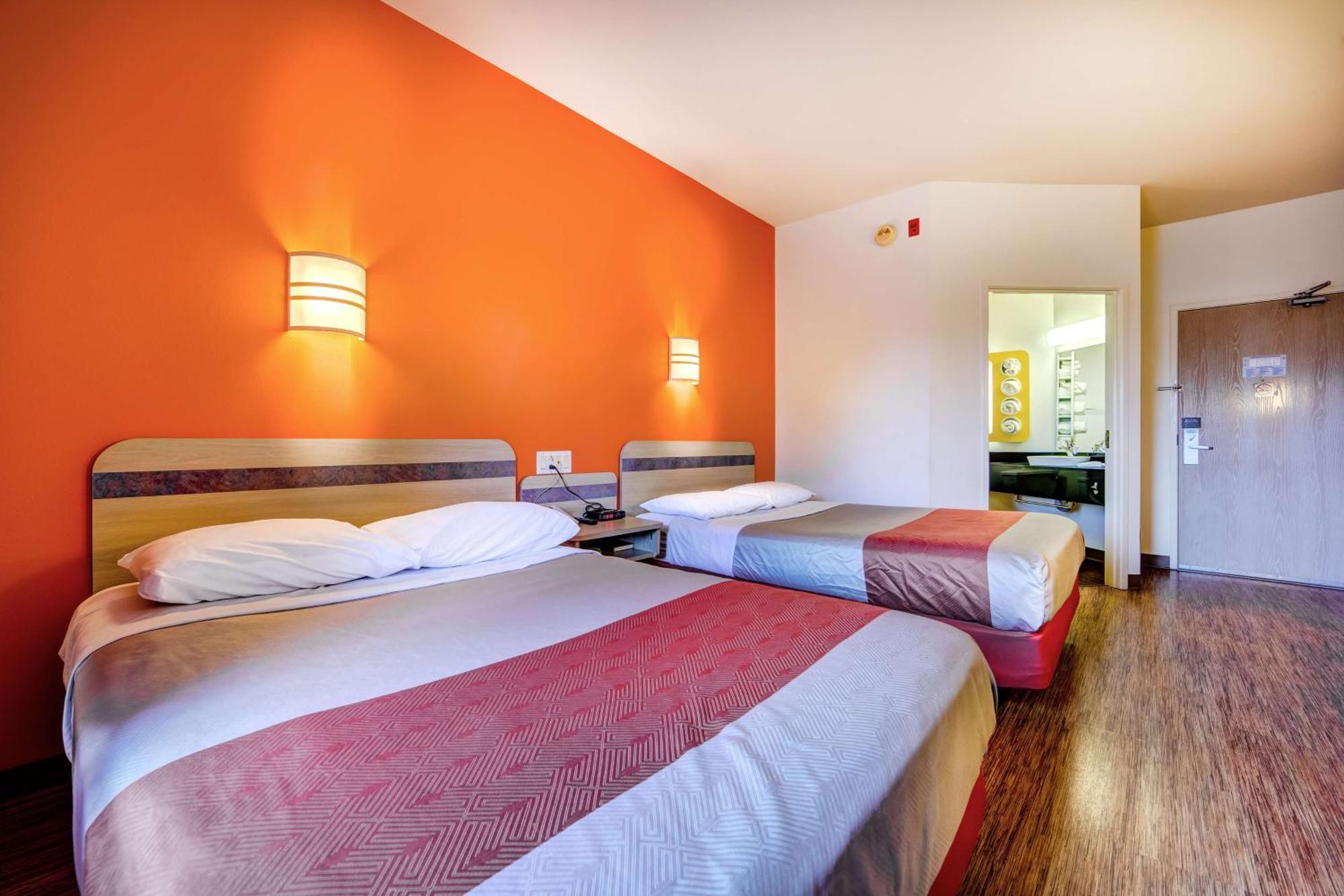 Deluxe Quadruple Room,1119801666:JPEG