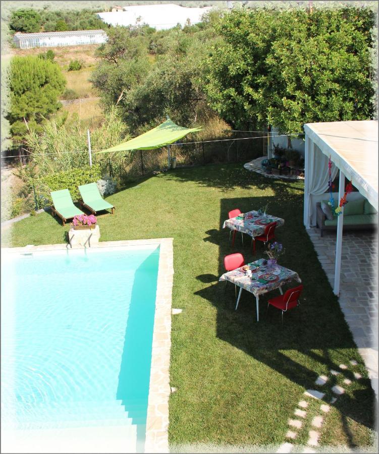 King Room Pool View