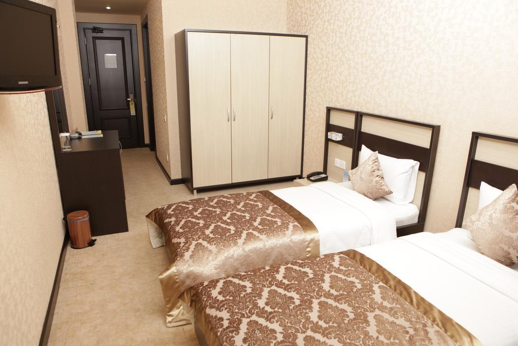 Twin Room - Non-Smoking