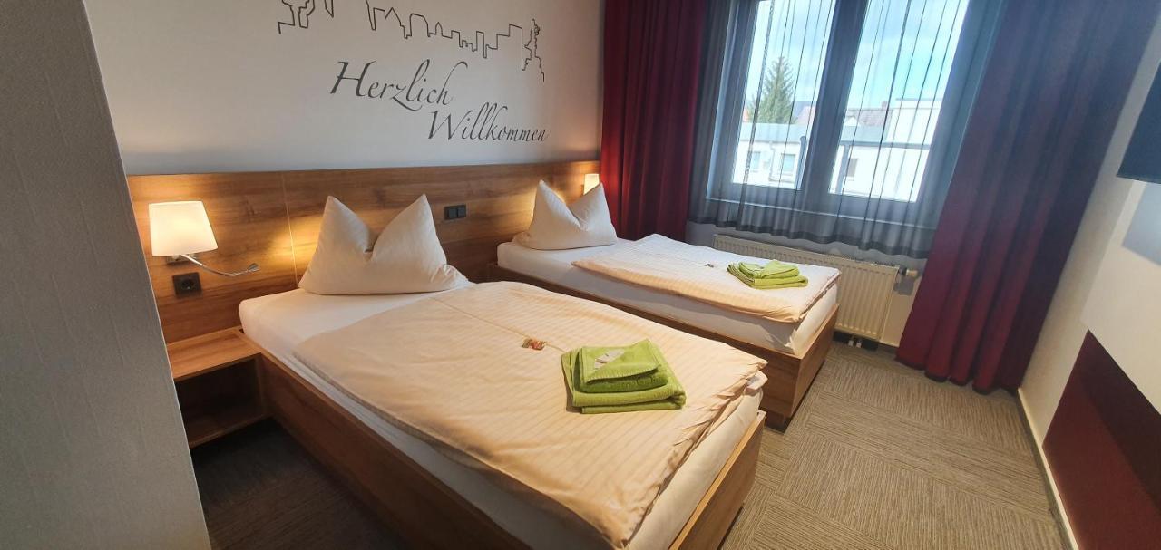 Standard Twin Room,1135235617:JPEG