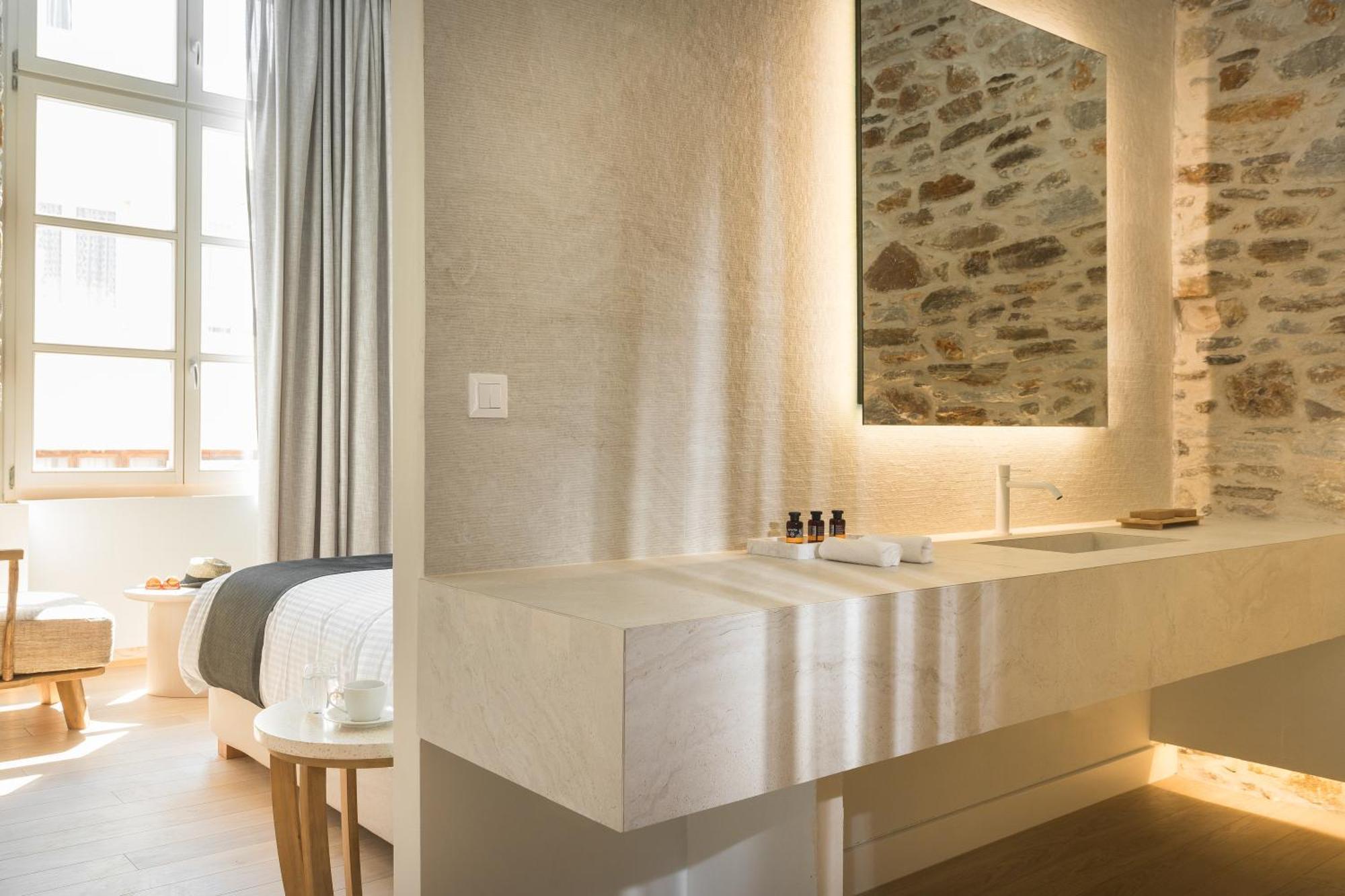 Elegant Suite