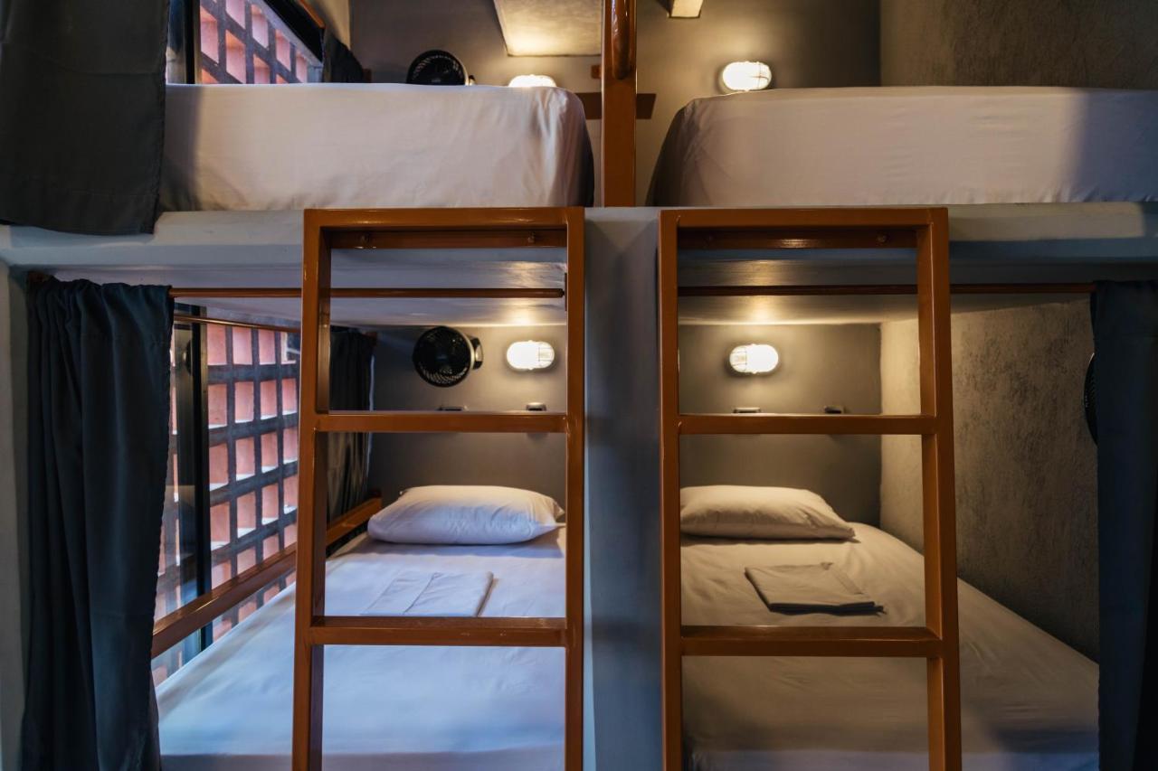 Bed in 8-Bed Mixed Dormitory Room