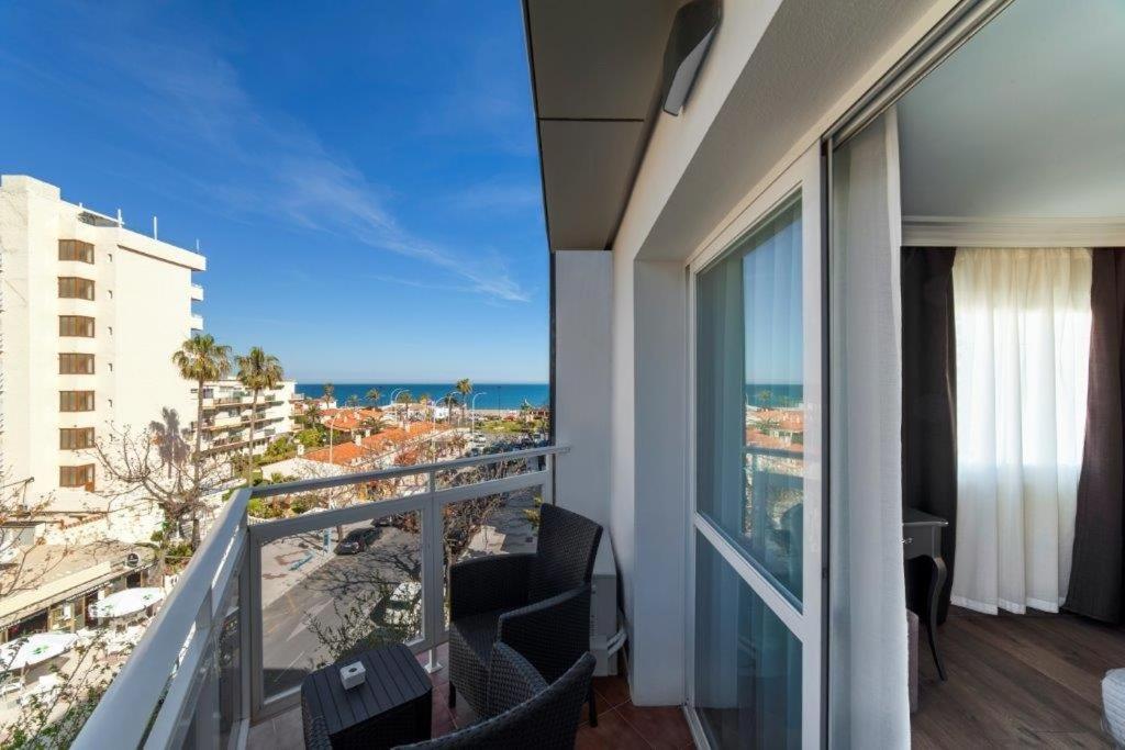 Double or Twin Room Sea View
