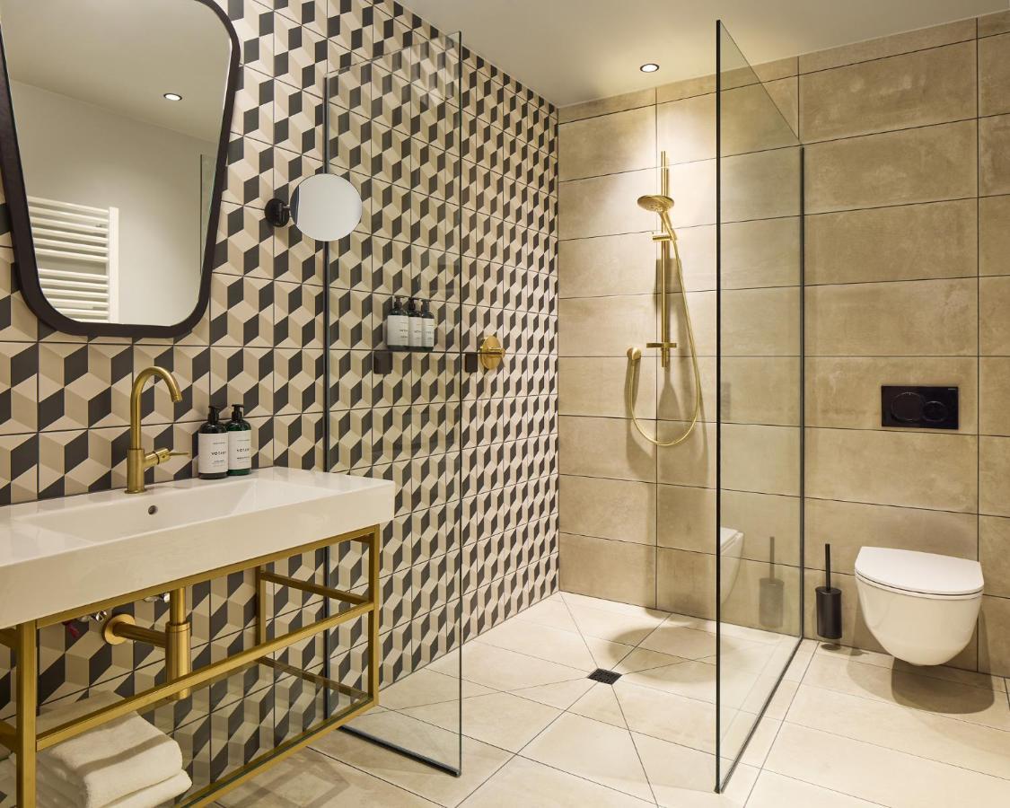 Double Room City Ticket