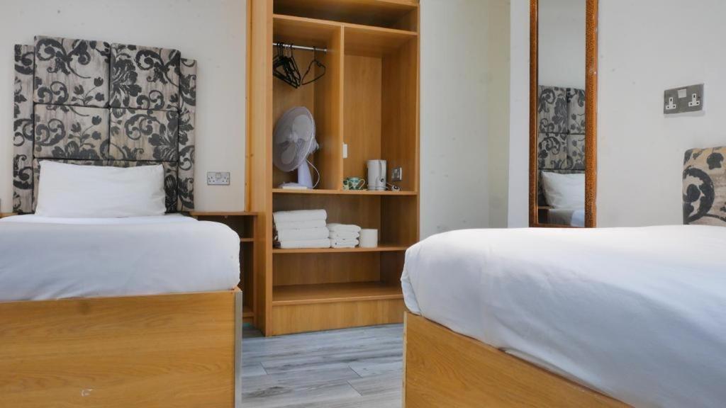 Economy Quadruple Room