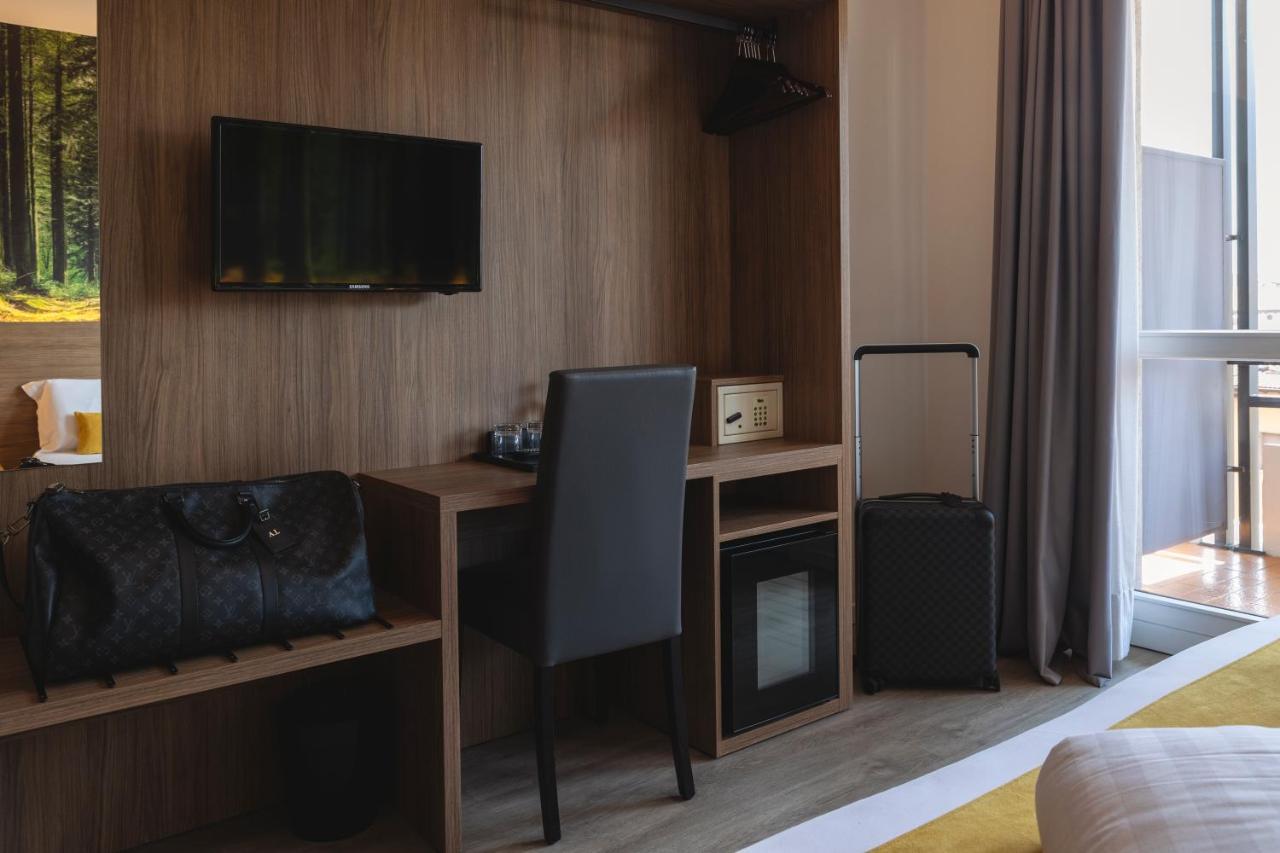 Comfort Tweepersoonskamer met 1 Tweepersoonsbed of 2 Aparte Bedden en Balkon
