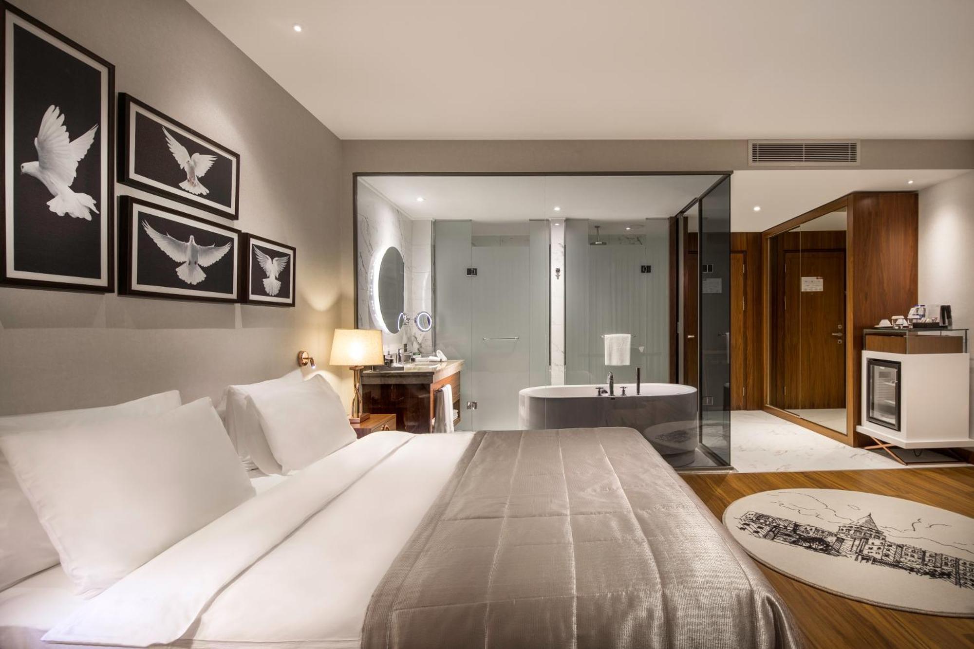 Executive King Room with Bath,1433706775:JPEG