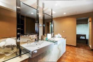 Suite with Sea View