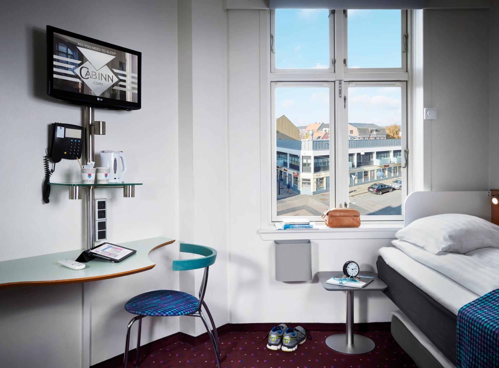Standard Single Room,824025614:JPEG
