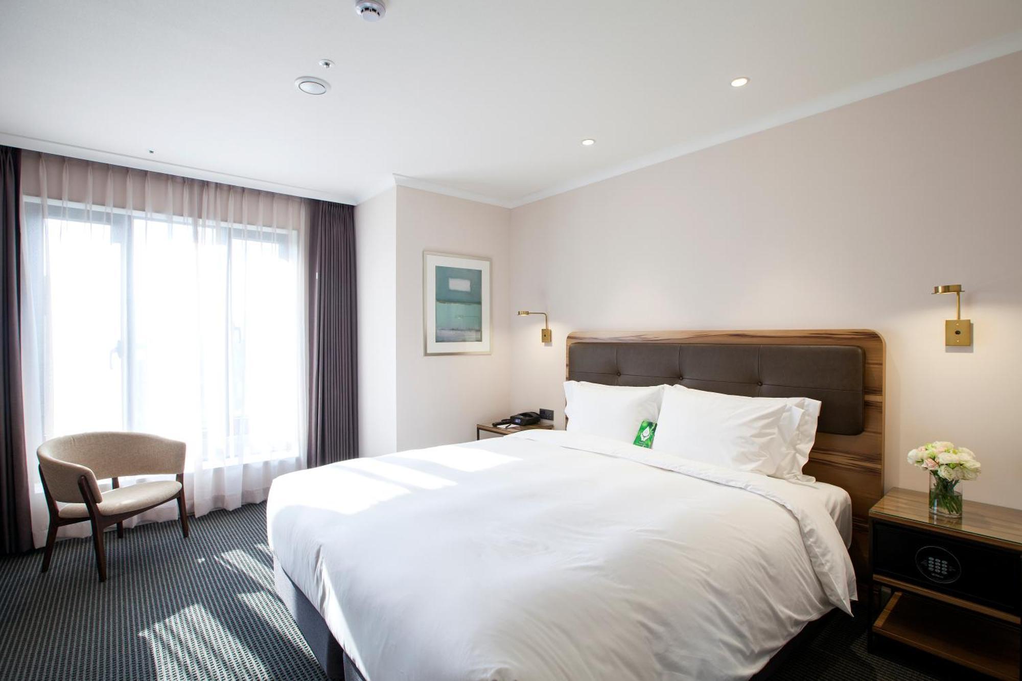 Deluxe Double Room No