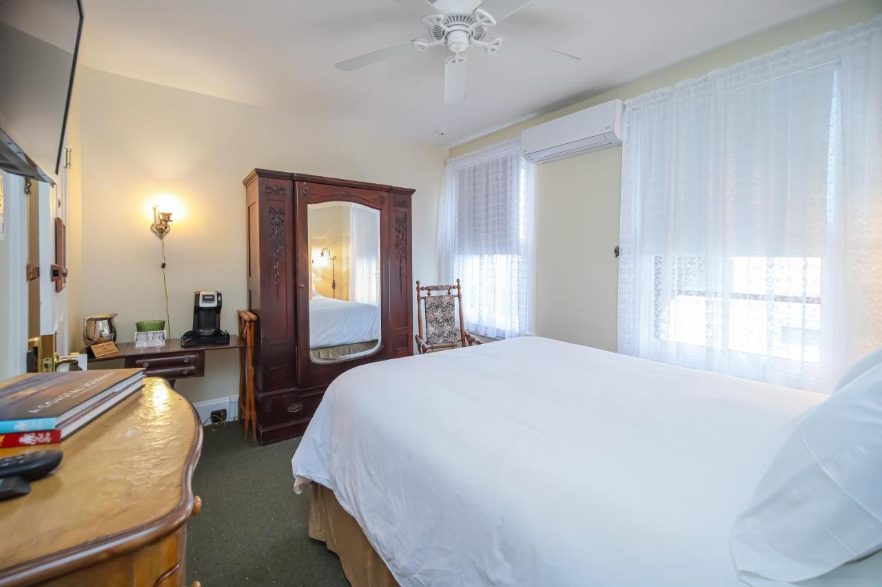 Chambre Lit Queen-Size Deluxe