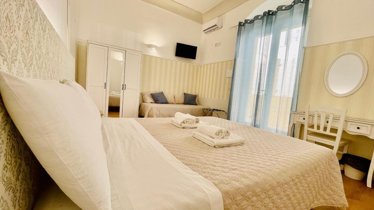 Double Room with Extra Bed,1240906021:JPEG