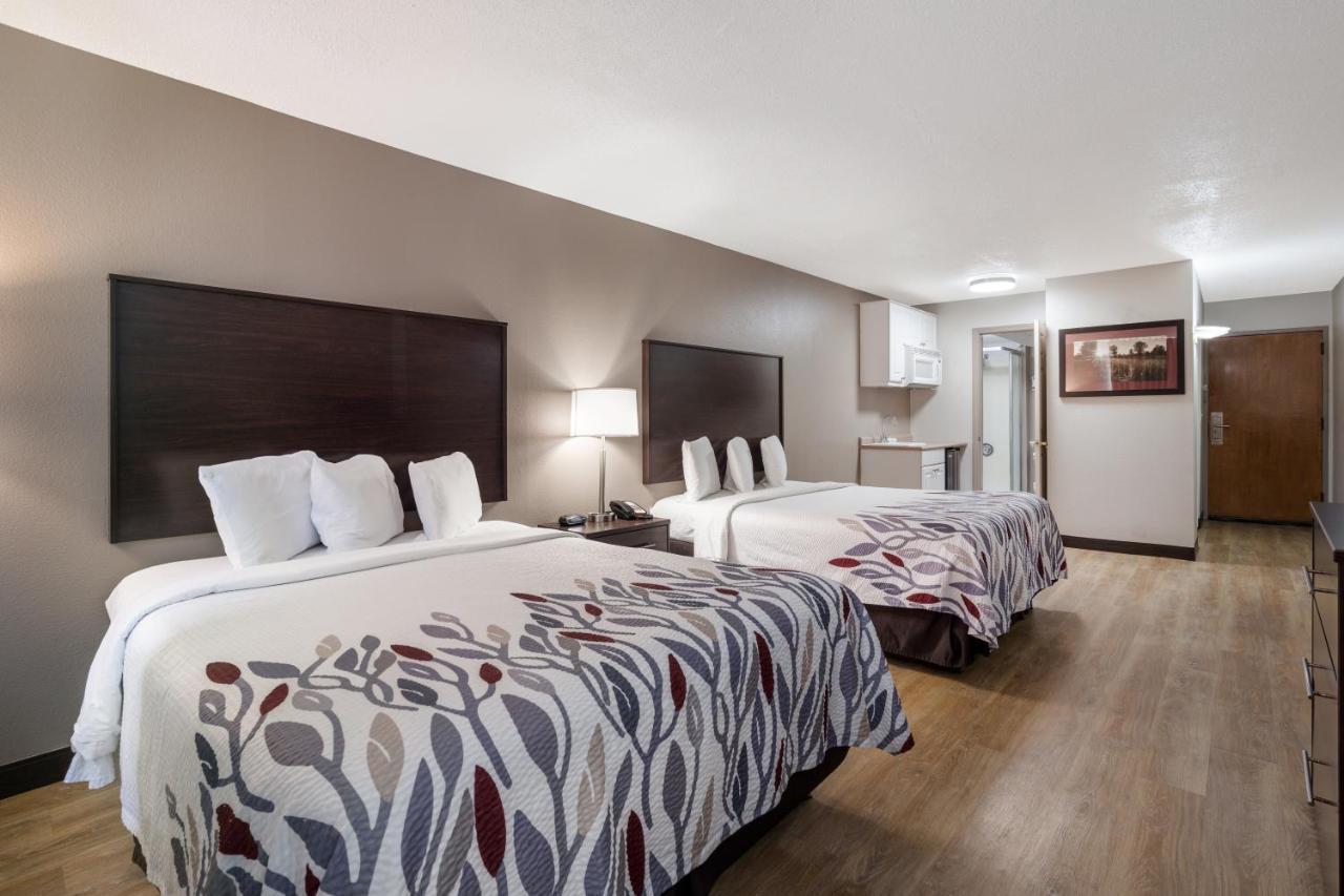 Suite with Two Queen Beds Larger Room with Kitchen Non-Smoking,1244911963:JPEG