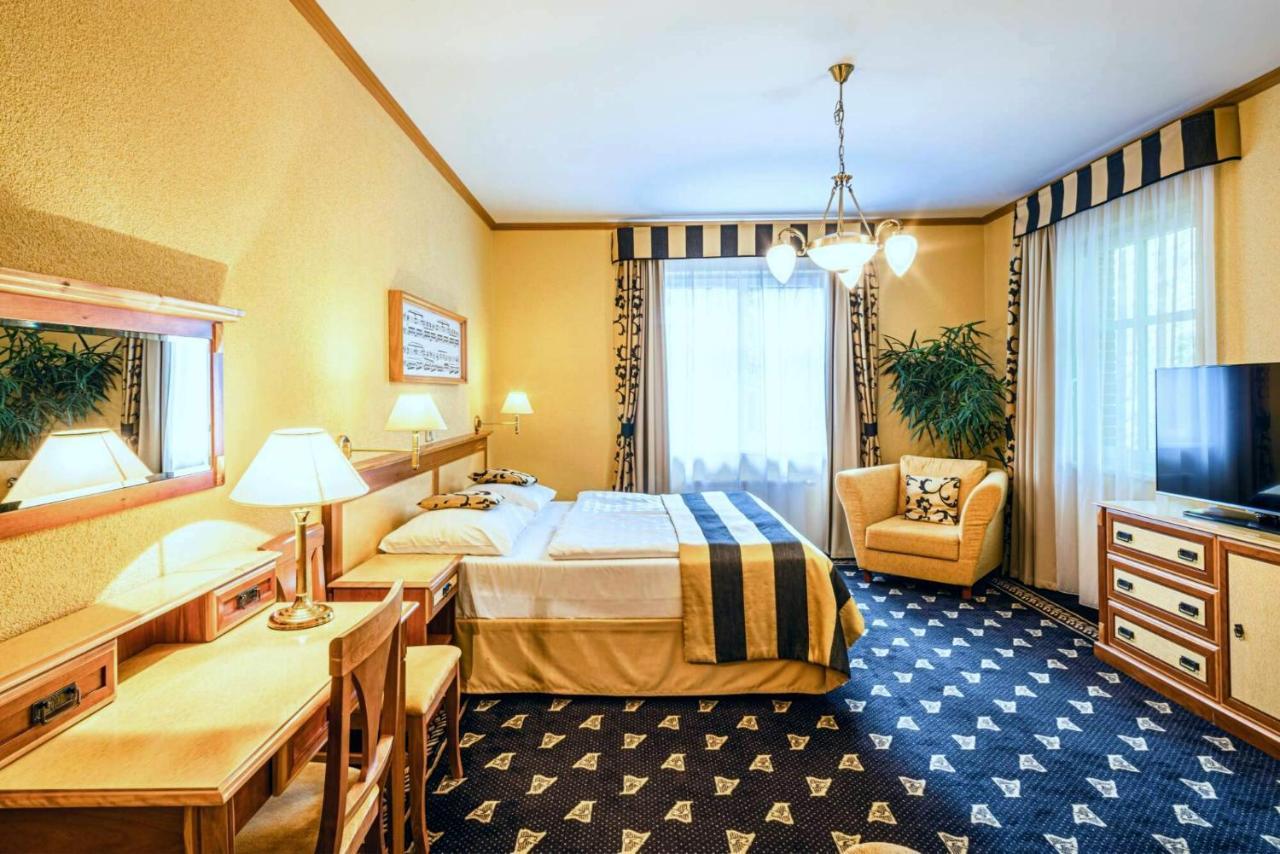 Double or Twin Room,1307756035:JPEG