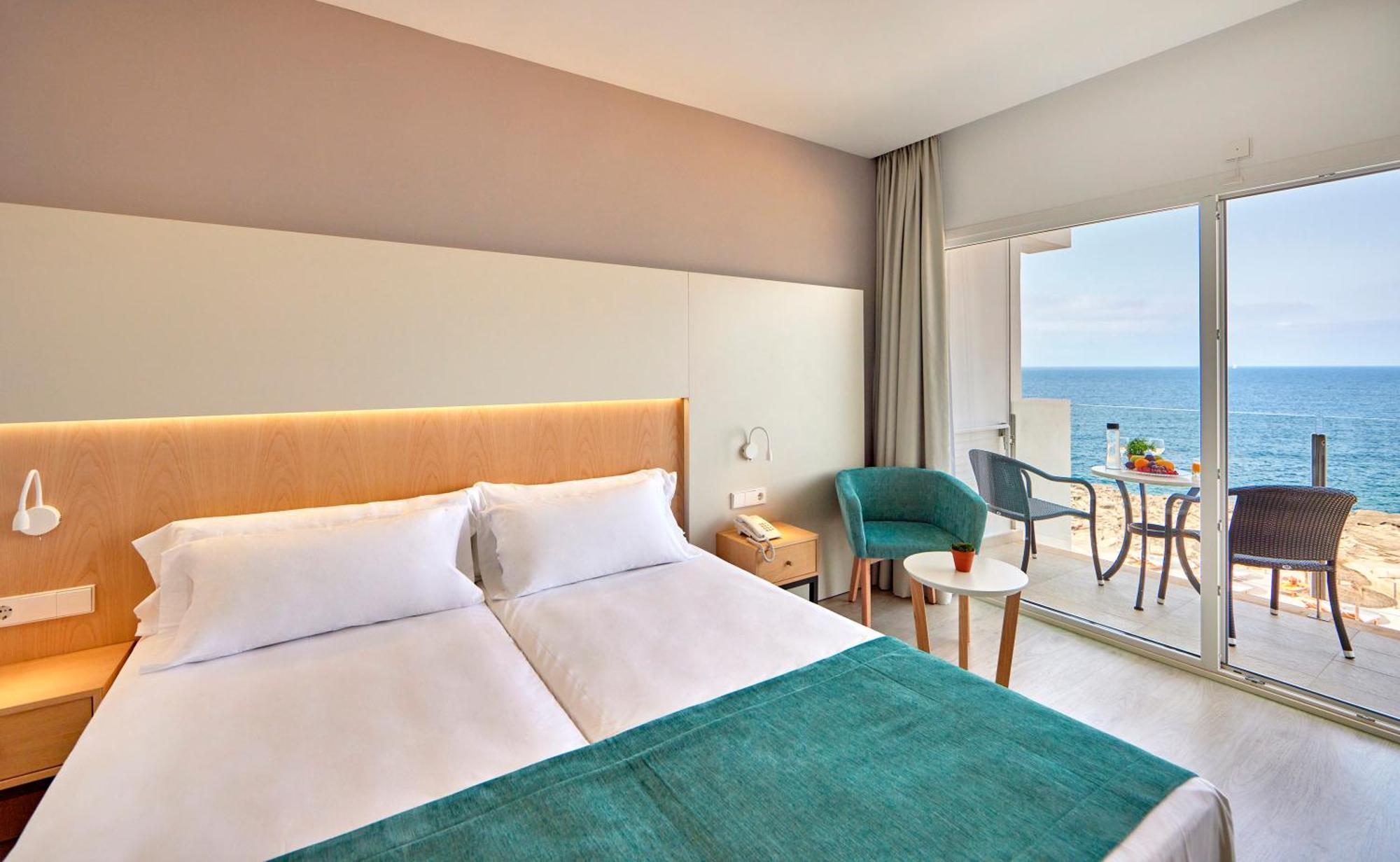 Twin Room Sea View