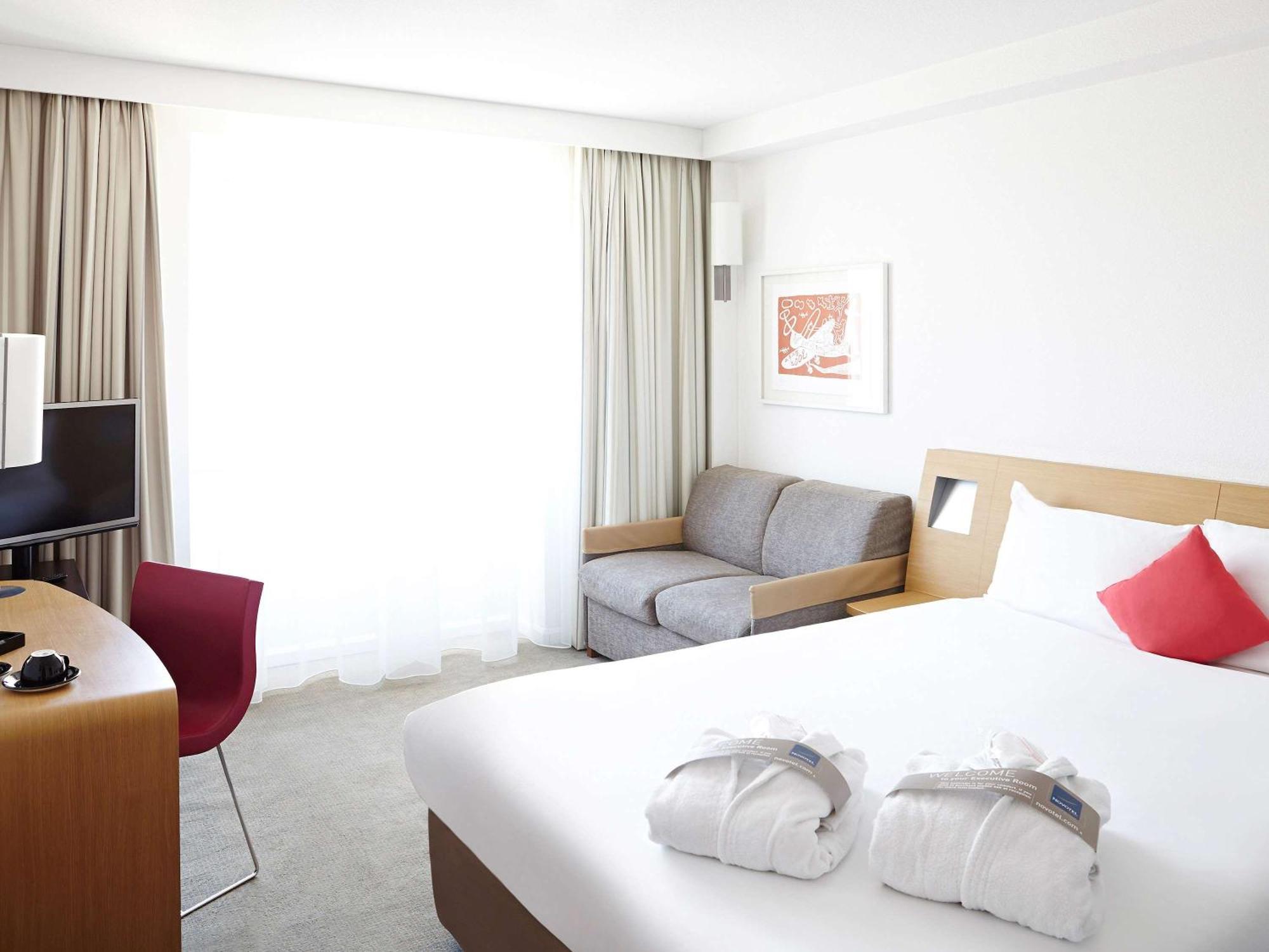 Quarto Duplo Executivo com Sofá-cama