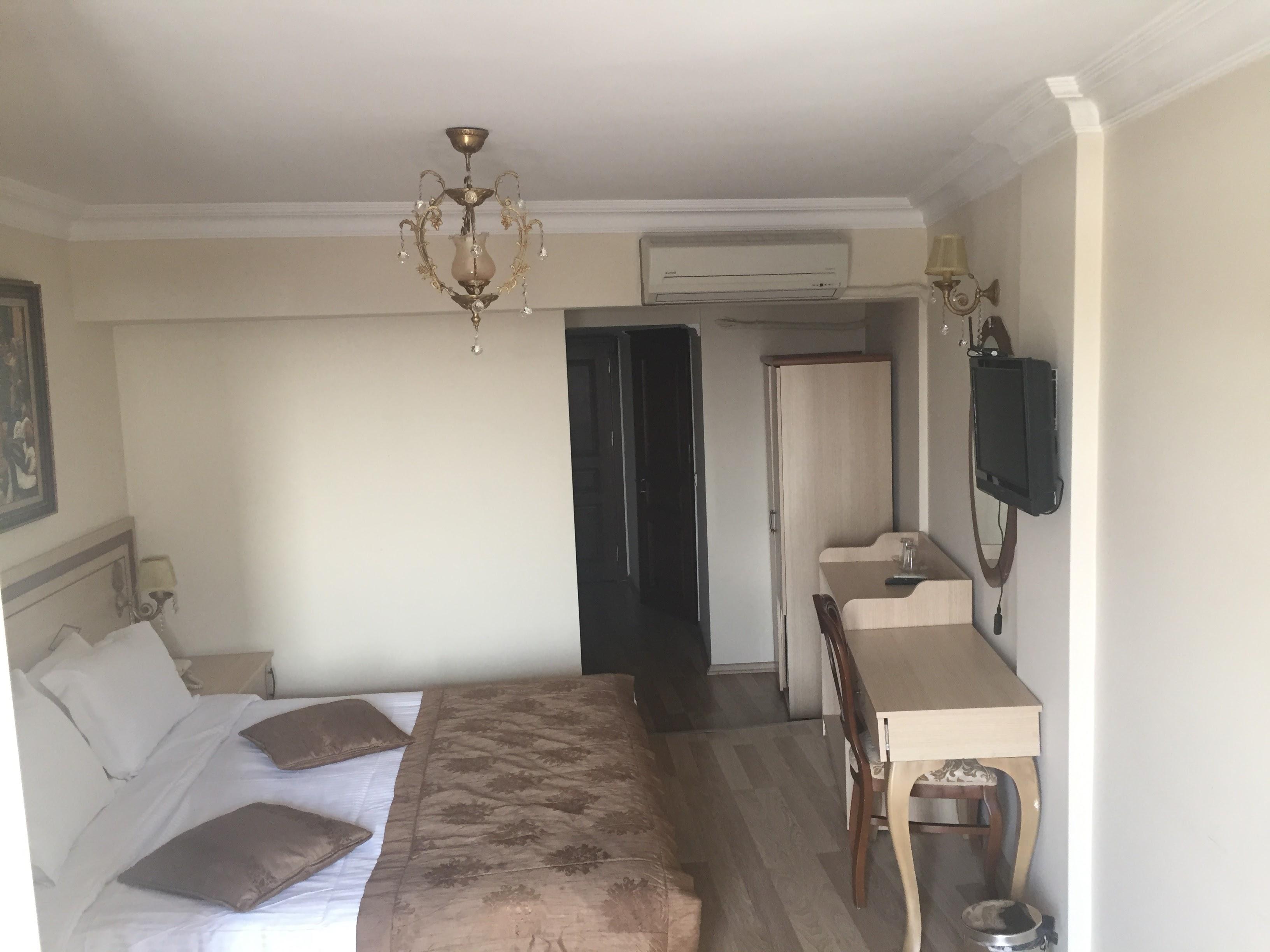 Double or Twin Room Sea View