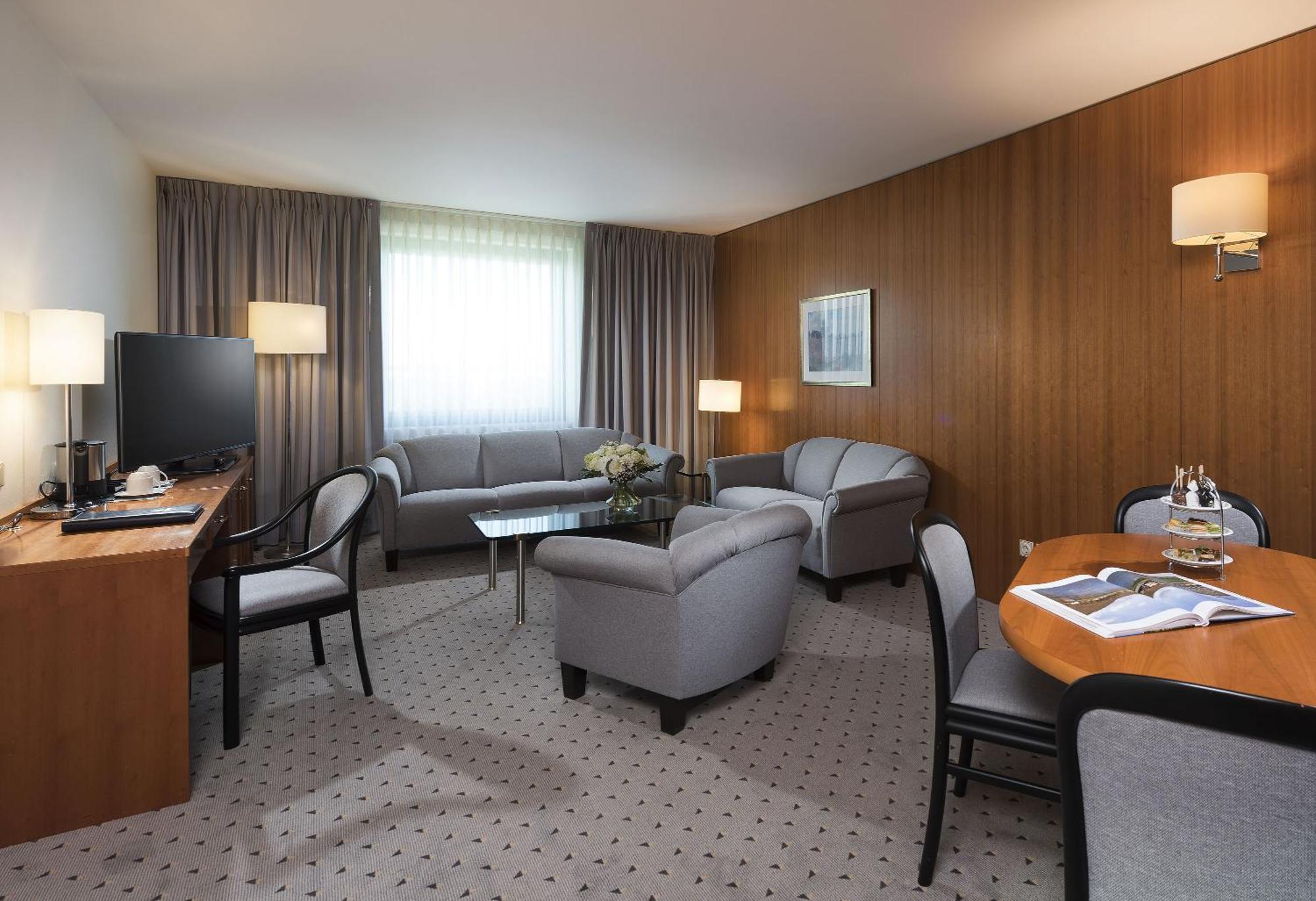 Junior Suite,1706678629:JPEG