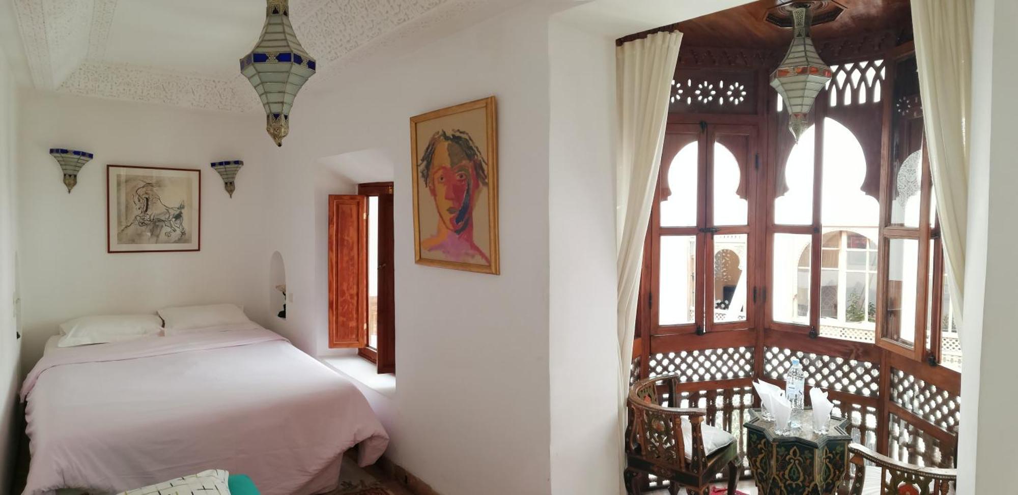Chambre Double avec Balcon (2 Adultes + 1 Enfant)