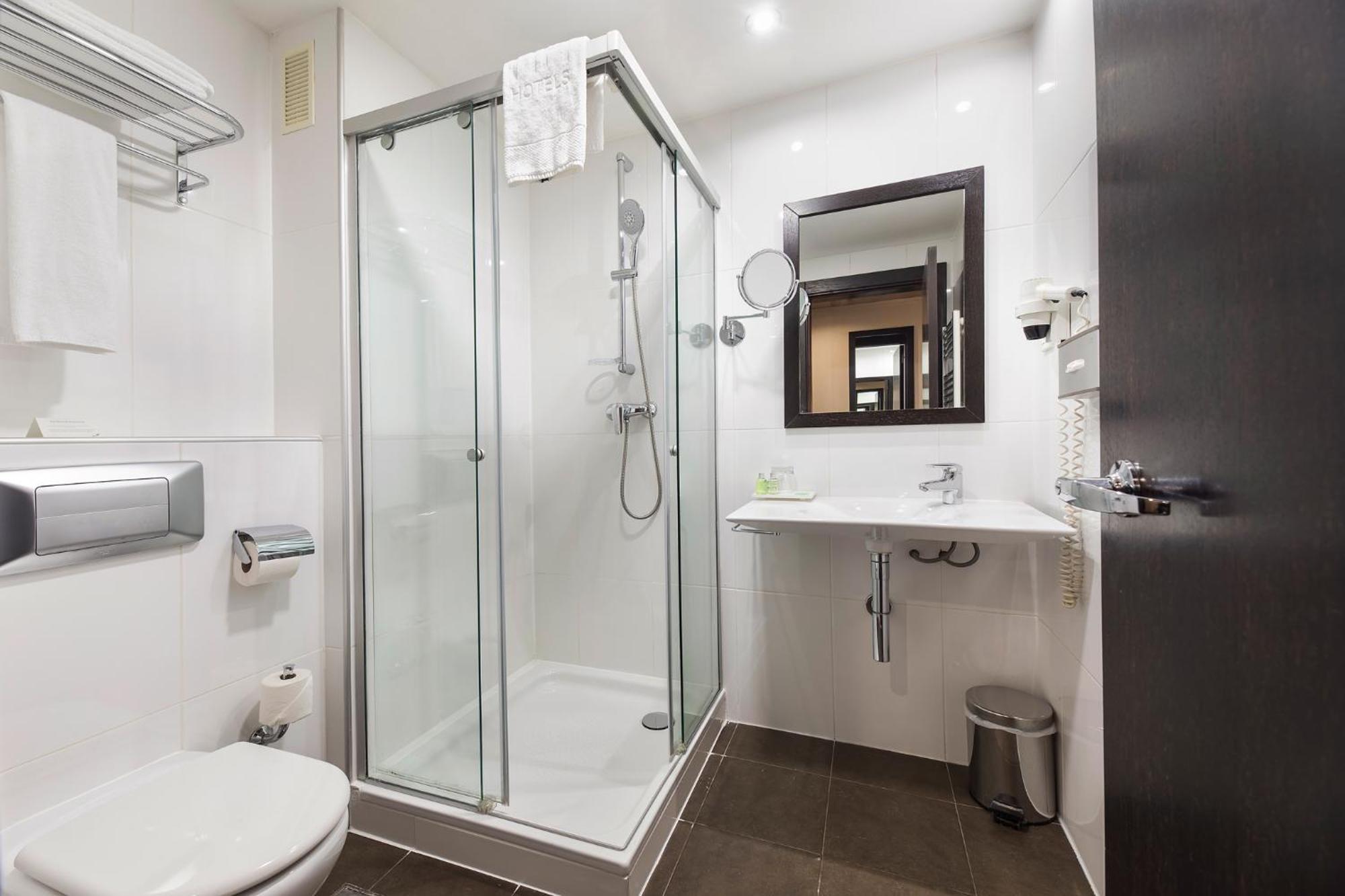 Standard Twin Room,1566912871:JPEG