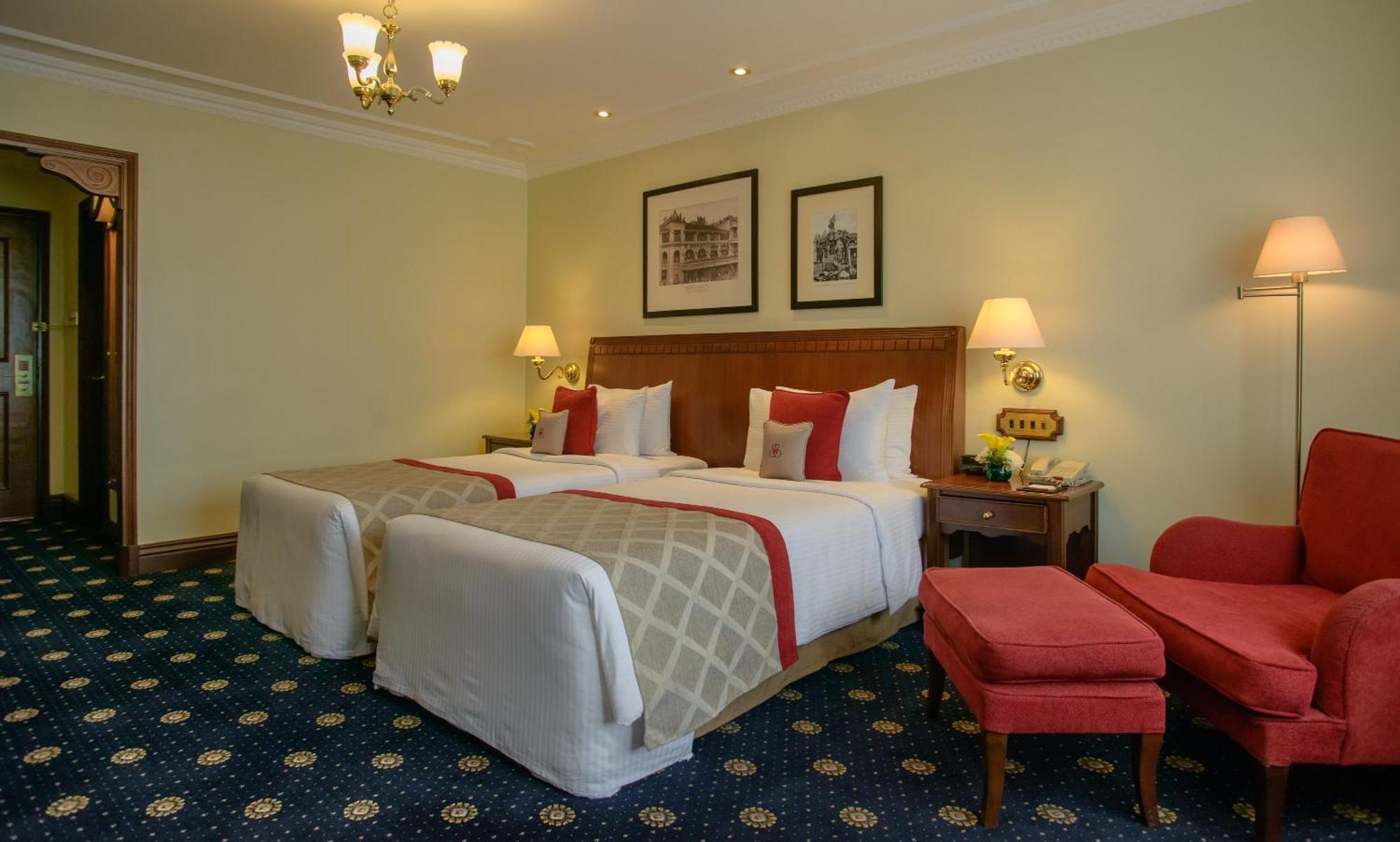 Stanley Club Twin Room