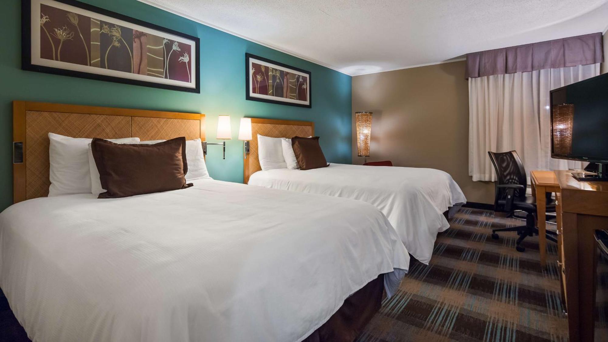 Queen Room with Two Queen Beds - Disability Access