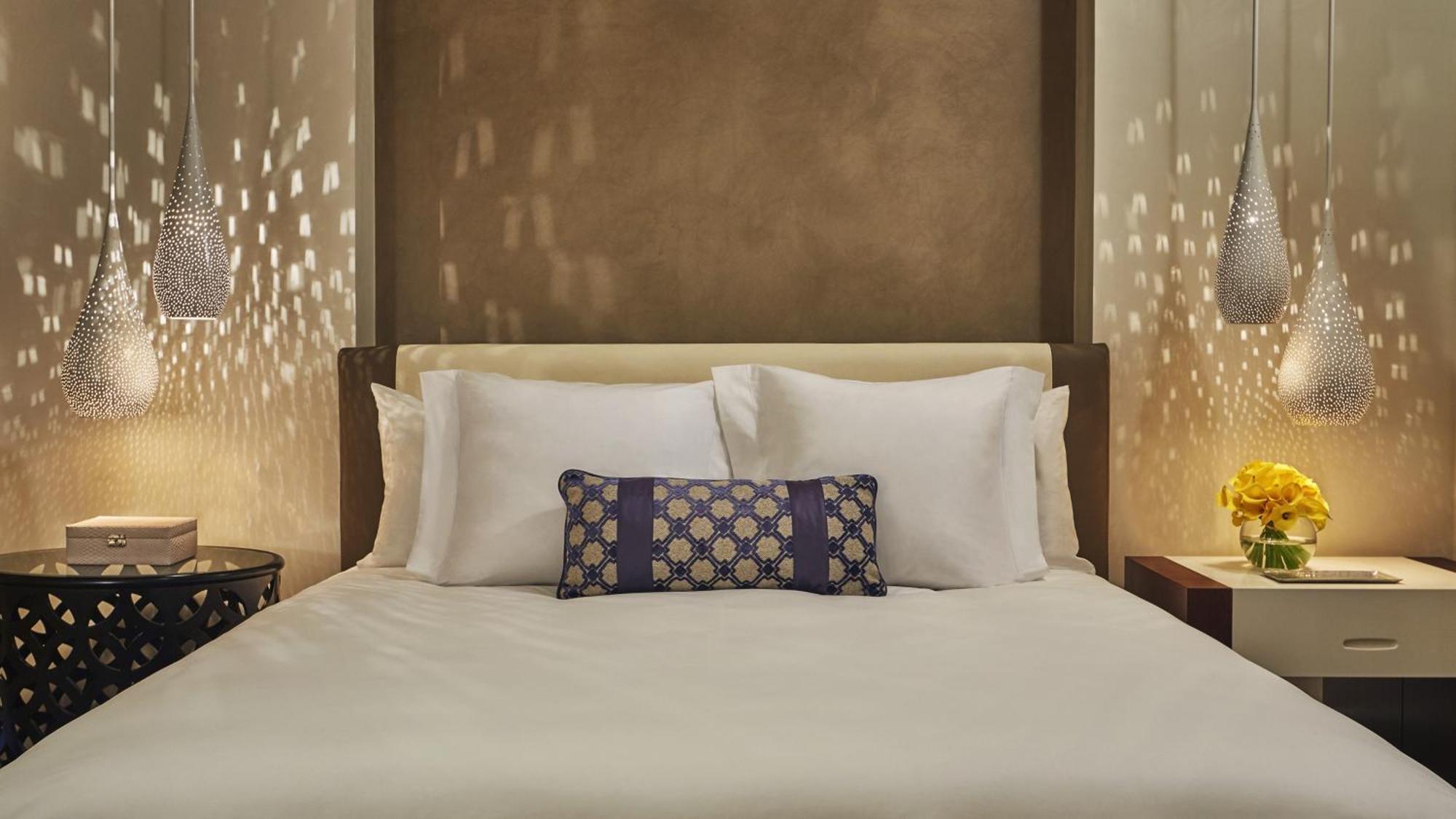 Premier Room King Bed