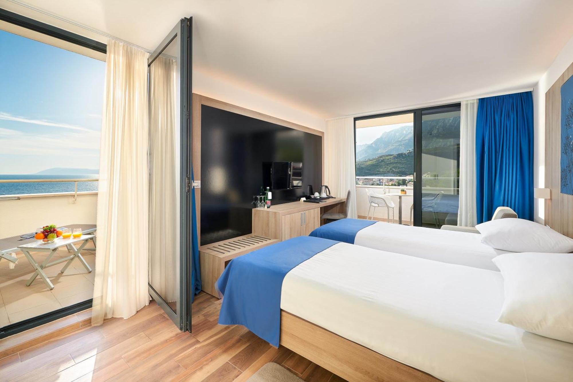 Superior Double Room Balcony Sea View