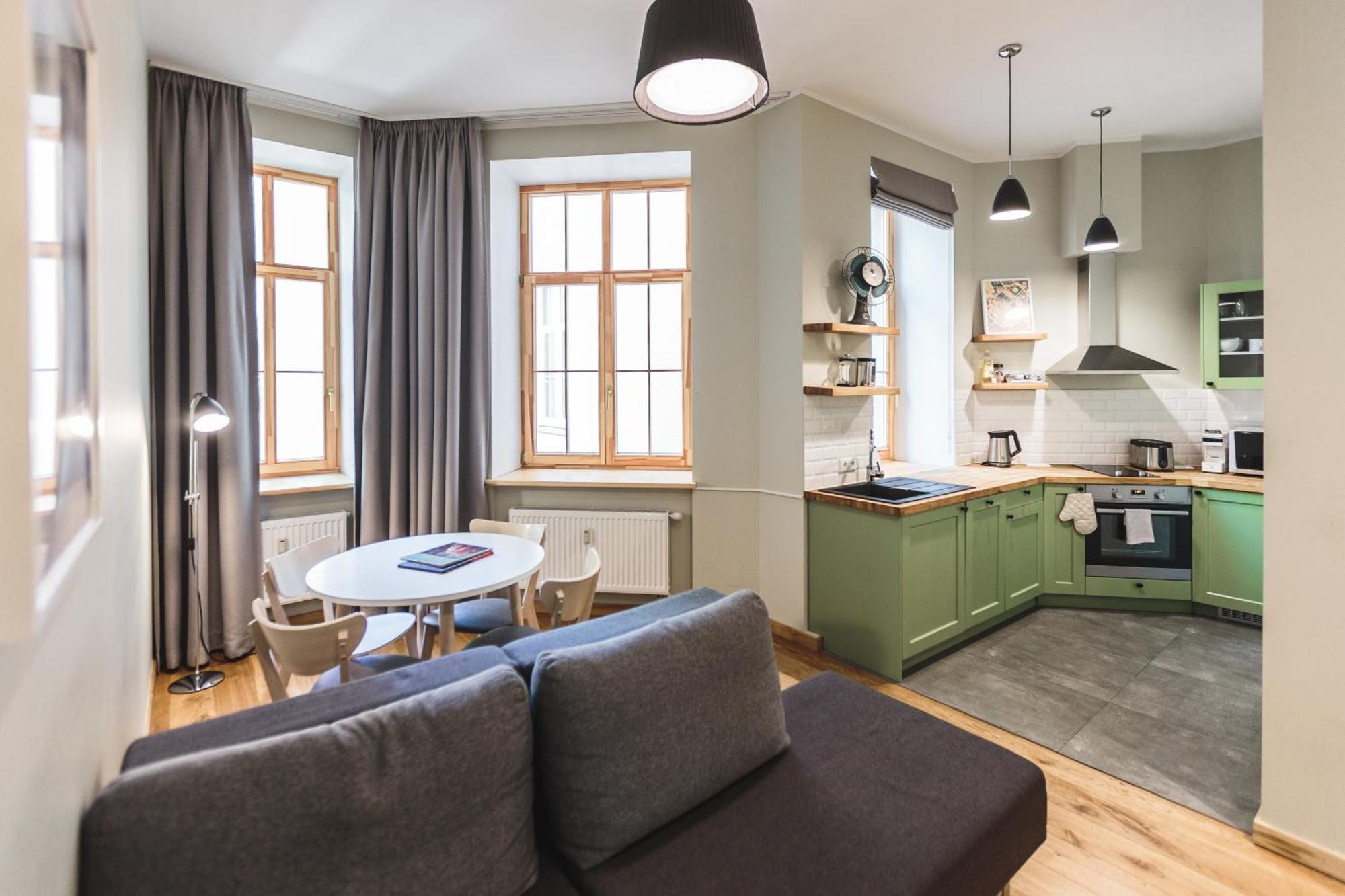 One-Bedroom Apartment