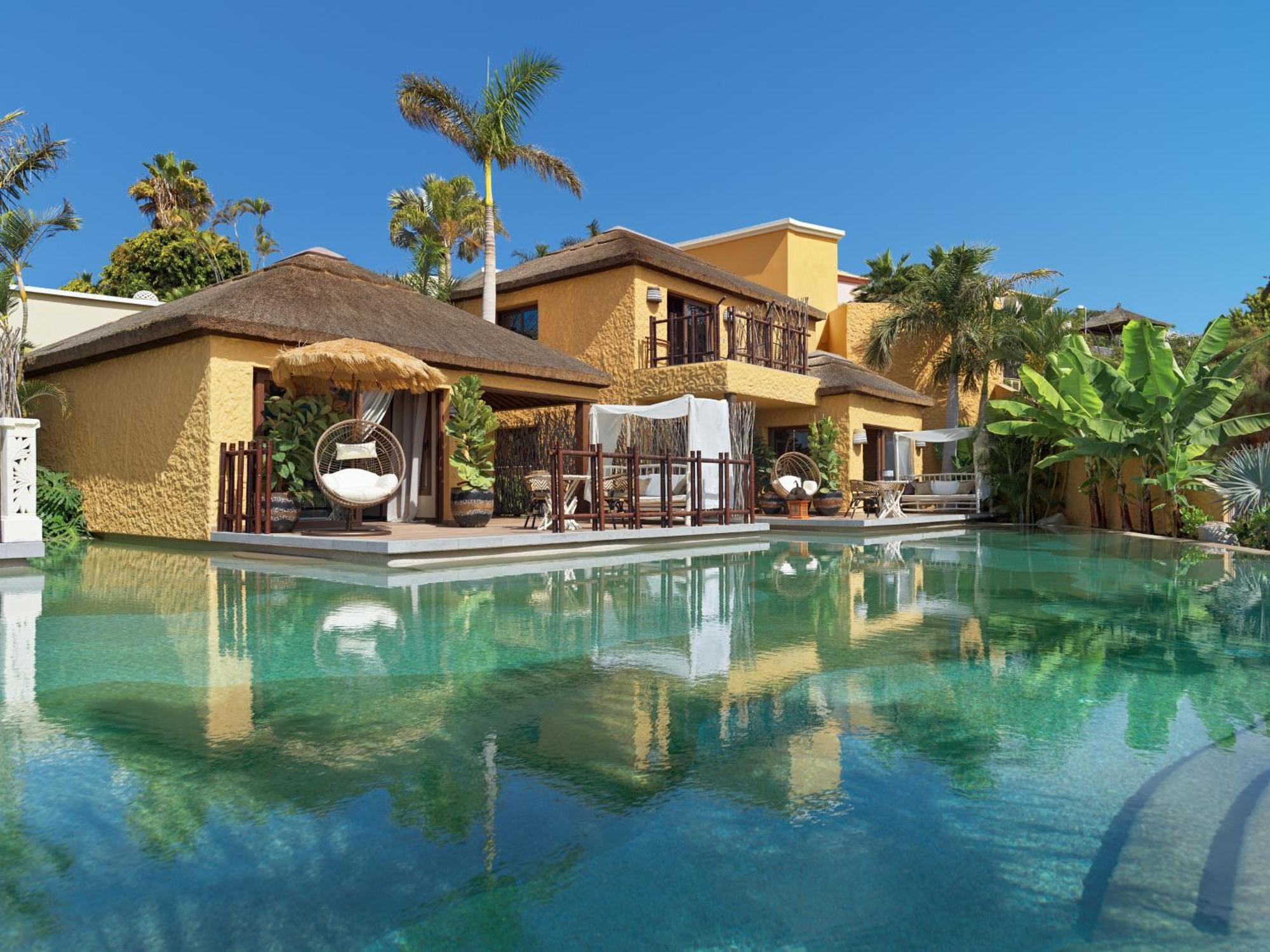 1 Bedroom Lagoon Villa