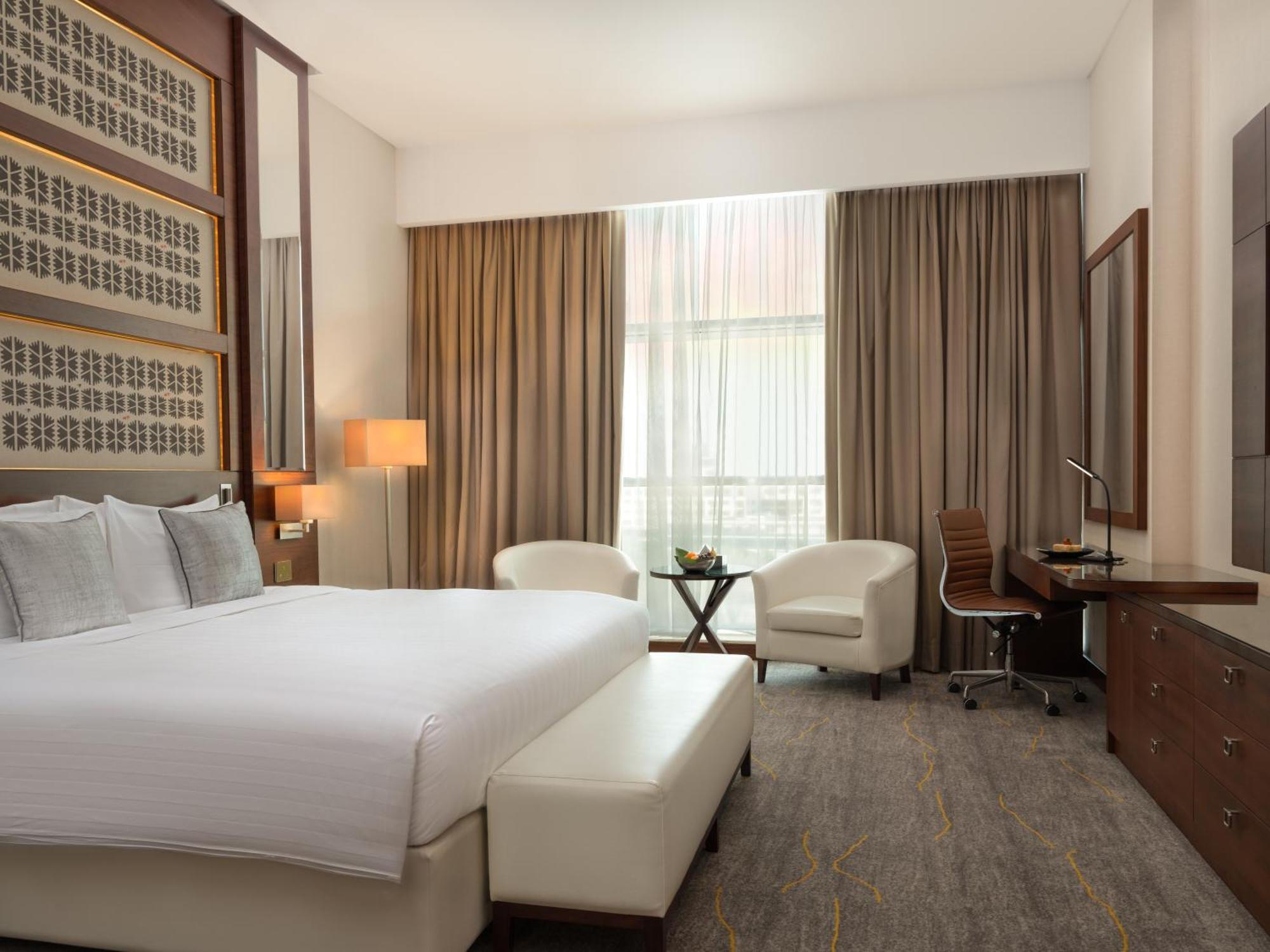 Superior King Room