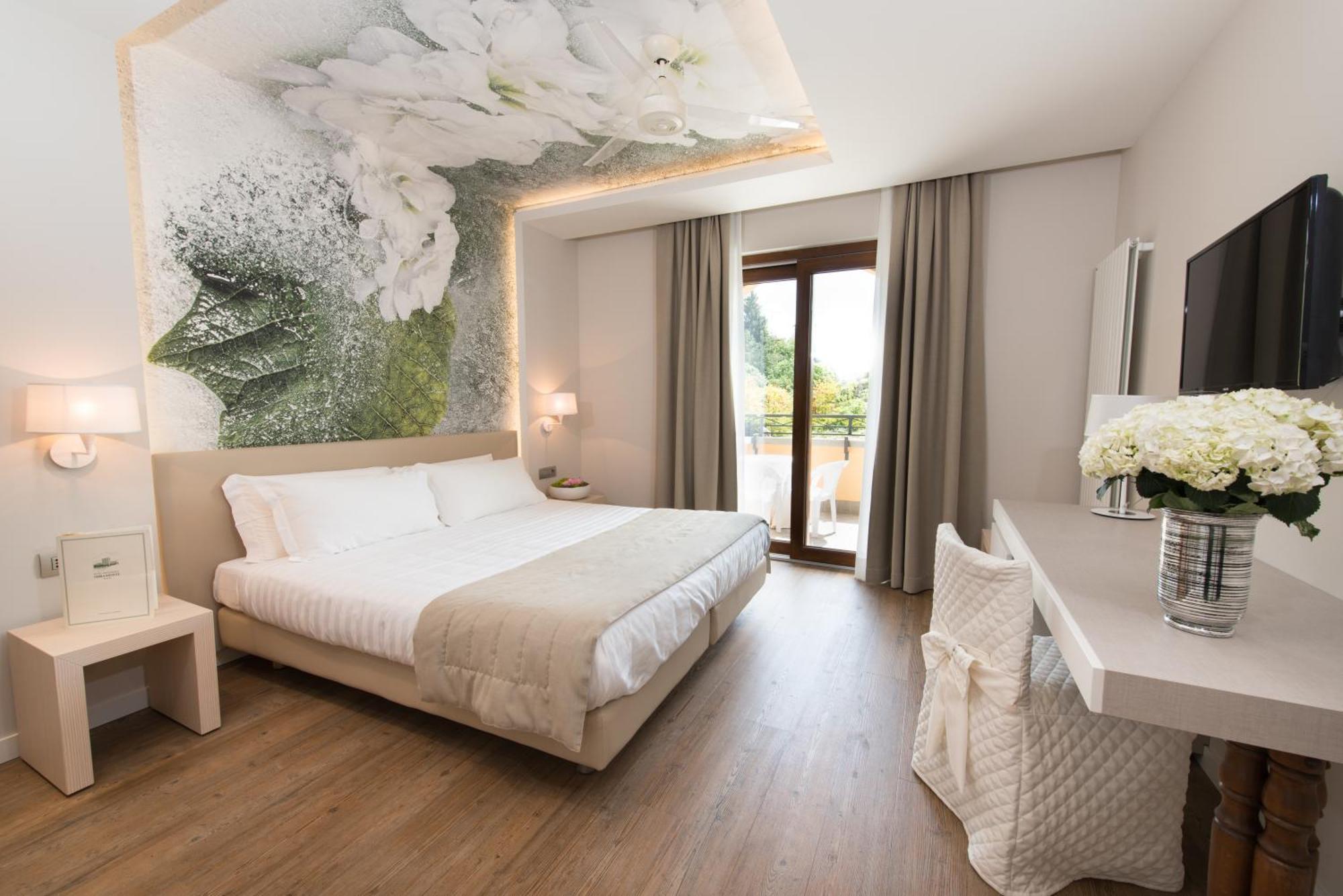 Design Superior Double or Twin Room Balcony