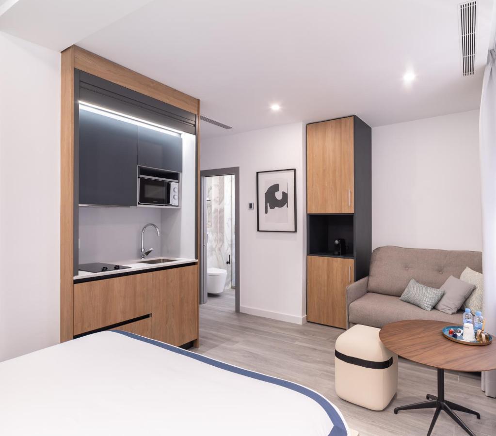 Deluxe Suite,1294615630:JPEG