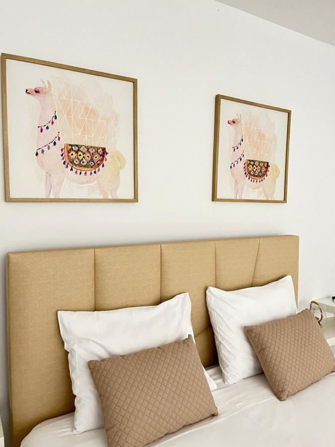 Double Room with Spa Bath,1298933002:JPEG