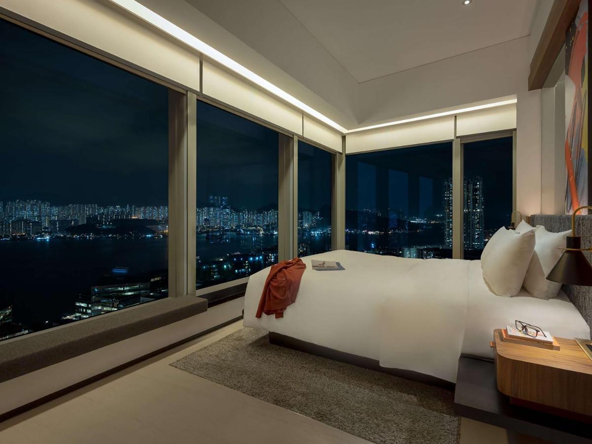 Harbour Corner Room
