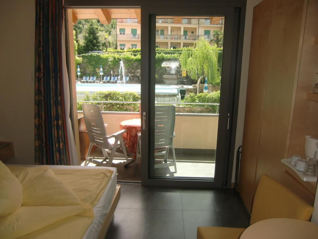 Standard Double or Twin Room with Balcony,11473429:JPEG