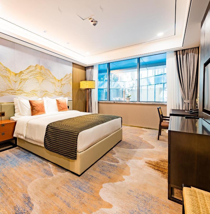 Standard King Room