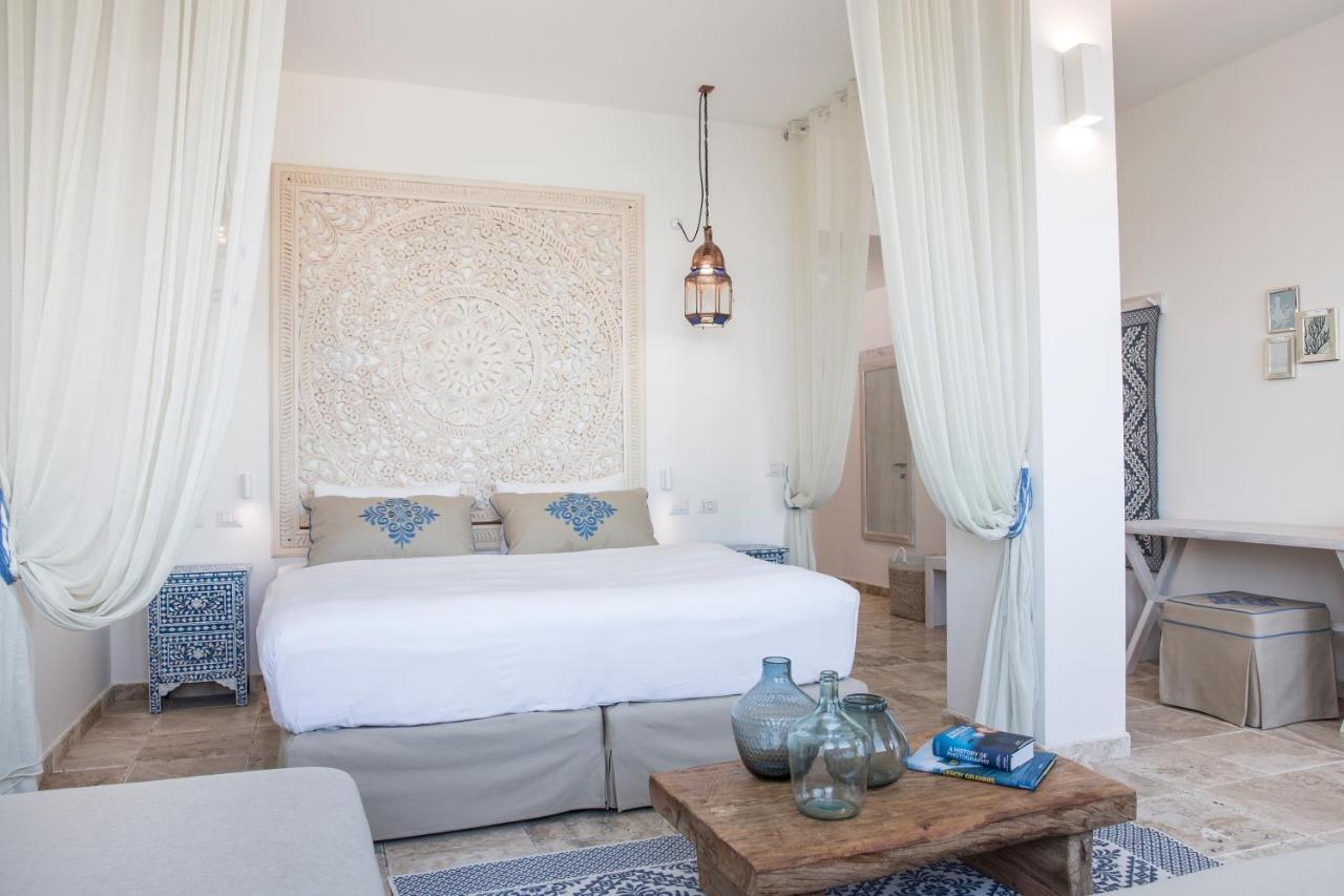 Junior Suite Balcony Lateral Sea view