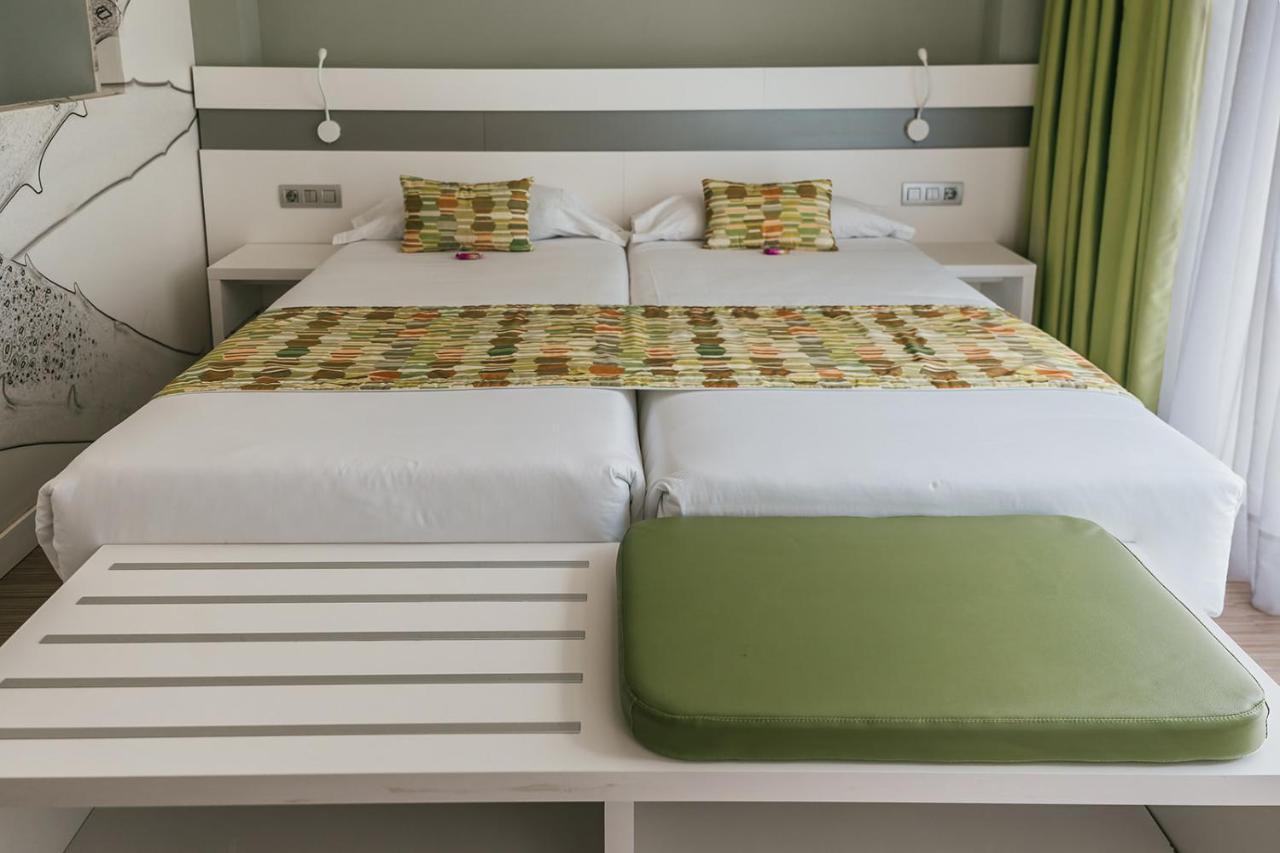 Tweepersoonskamer met 1 of 2 Bedden en Balkon